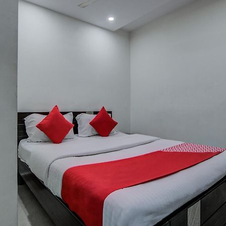 Hotel O Vb Grand Visakhapatnam Esterno foto