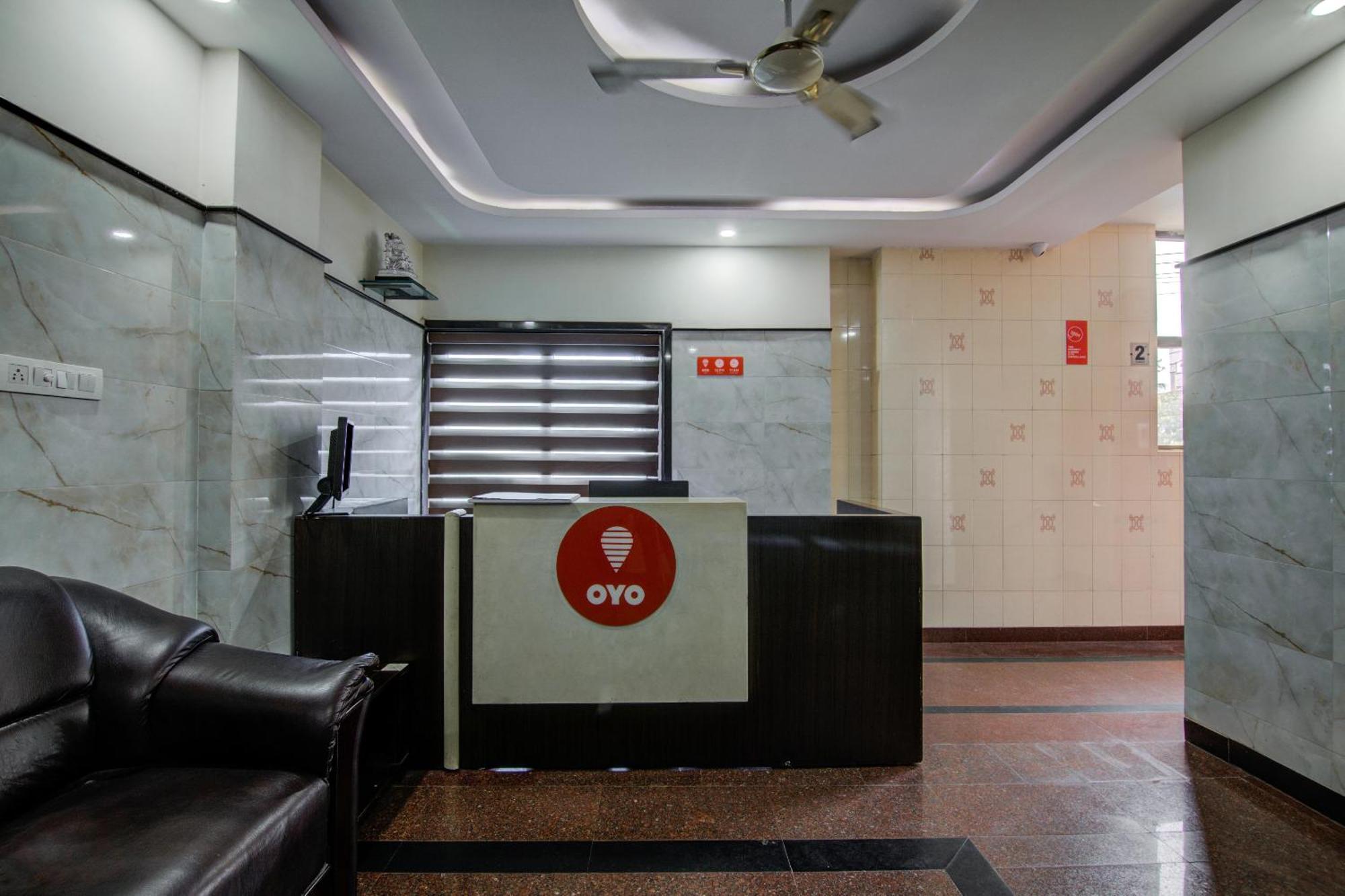 Hotel O Vb Grand Visakhapatnam Esterno foto